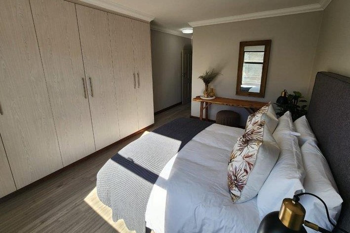 2 Bedroom Property for Sale in Mossel Bay Central Western Cape